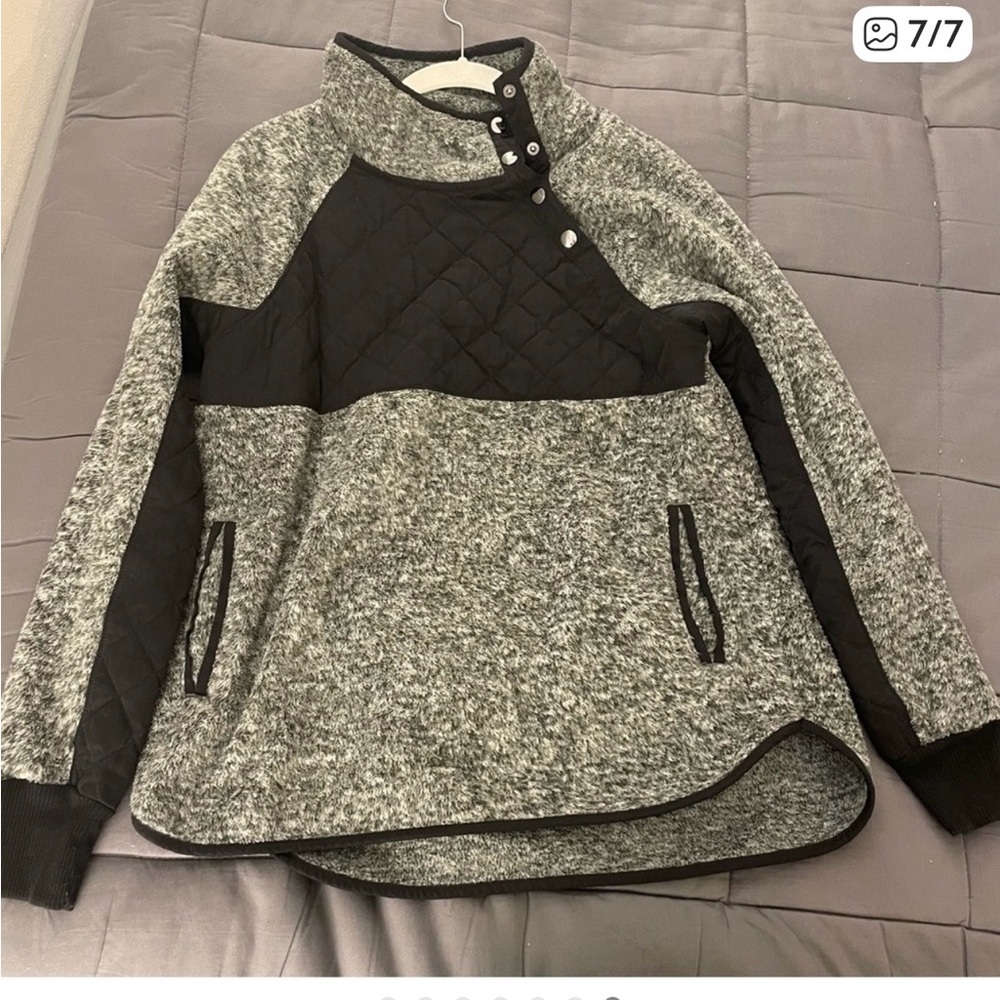 Abercrombie & Fitch Gray Fleece Pullover